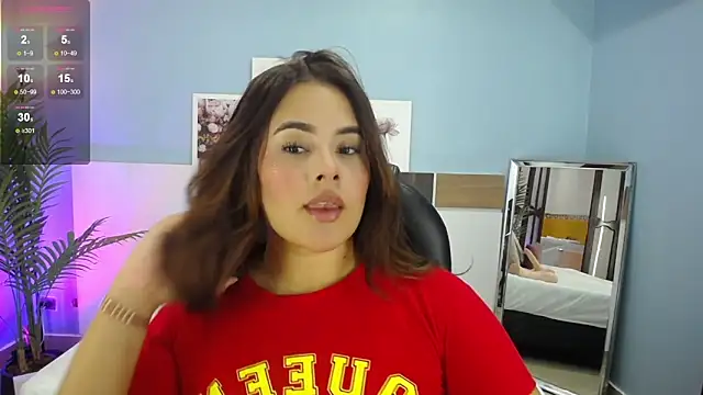 Snapshot of katy_ruiz chatting on June 12, 4:00 am katy ruiz online show from June 12, 4:00 am