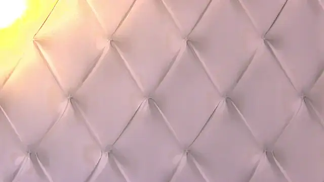 RissaRheys online show from November 26, 9:05 pm