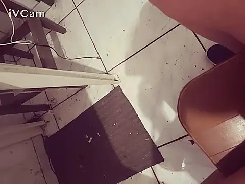 Snapshot of Comandante1000 chatting on September 28, 6:52 am Comandante1000 online show from September 28, 6:52 am