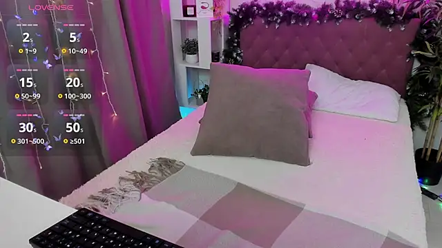 FeralPeach online show from January 31, 10:31 am