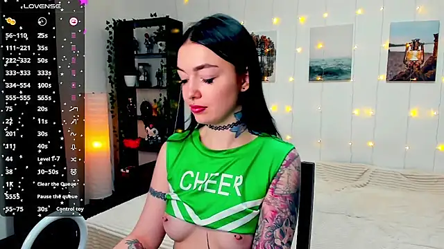 Magic Allie online show from December 2, 10:56 pm