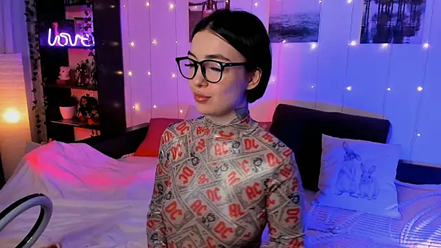 Magic Allie online show from September 28, 7:19 pm