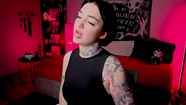 Snapshot of Magic_Allie chatting on May 28, 7:22 pm Magic Allie online show from May 28, 7:22 pm