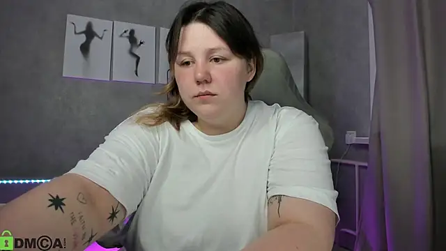 Ruth Oliver online show from July 23, 1:08 am