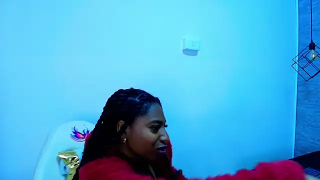 Queen perla  online show from October 17, 7:49 pm