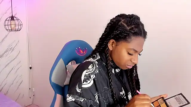 Snapshot of Queen_perla_ chatting on November 11, 11:32 am Queen perla online show from November 11, 11:32 am