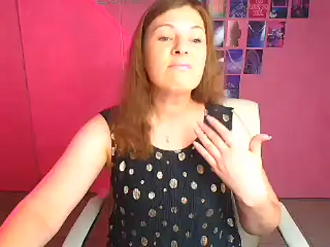 Snapshot of Lissmilf chatting on July 1, 11:45 am Lissmilf online show from July 1, 11:45 am