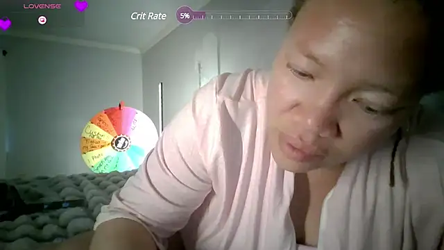 Snapshot of Milfshakecafe chatting on March 18, 12:36 pm Milfshakecafe online show from March 18, 12:36 pm