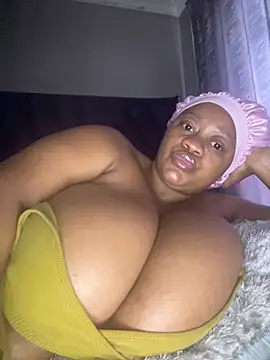 Chubbykarisma27 online show from March 15, 6:30 am