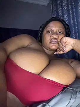 Chubbykarisma27 online show from June 13, 6:28 pm