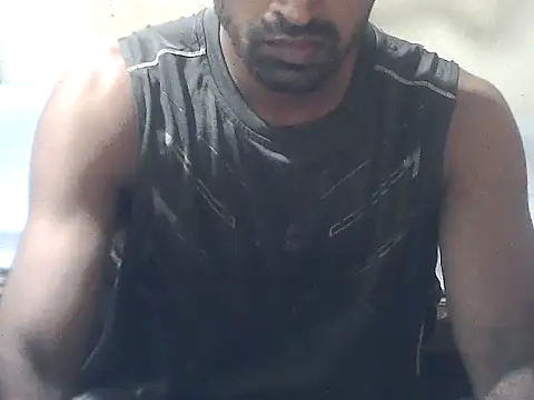 Snapshot of ROCKY_USA_18 chatting on May 14, 8:10 am ROCKY USA 18 online show from May 14, 8:10 am