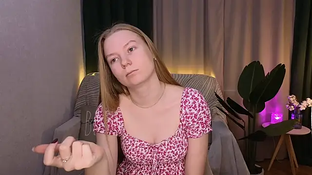 Snapshot of CarolynCohen__ chatting on March 20, 2:08 am CarolynCohen online show from March 20, 2:08 am