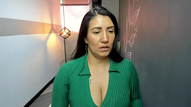 Snapshot of GiaFox_ chatting on February 26, 3:30 pm GiaFox online show from February 26, 3:30 pm