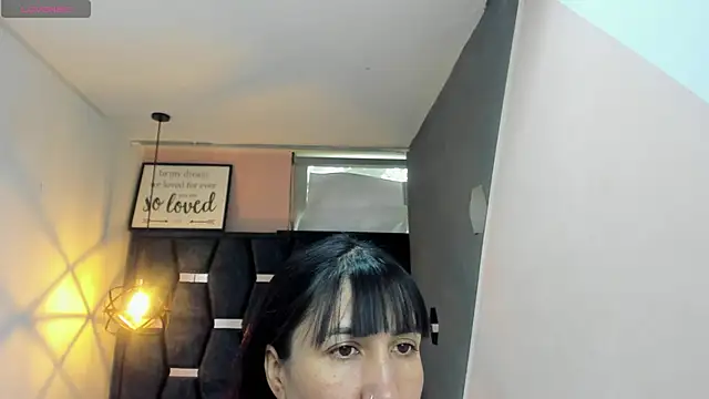 Snapshot of GiaFox_ chatting on October 18, 1:12 pm GiaFox online show from October 18, 1:12 pm