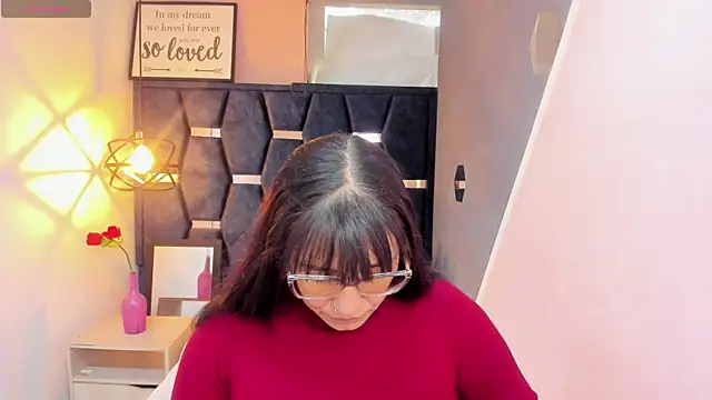 GiaFox  online show from October 23, 1:54 pm