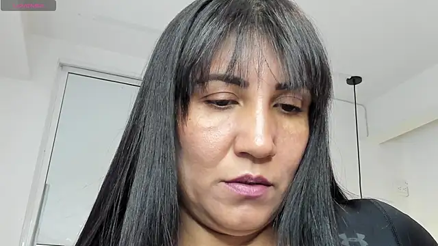Snapshot of GiaFox_ chatting on May 16, 1:13 am GiaFox online show from May 16, 1:13 am