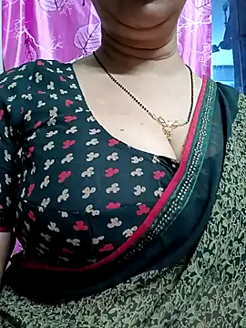 Snapshot of Rosy-B chatting on January 16, 12:55 am Rosy-B online show from January 16, 12:55 am