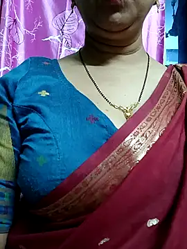 Snapshot of Rosy-B chatting on January 23, 6:56 pm Rosy-B online show from January 23, 6:56 pm