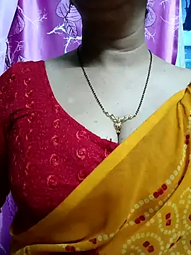 Snapshot of Rosy-B chatting on January 28, 6:17 pm Rosy-B online show from January 28, 6:17 pm