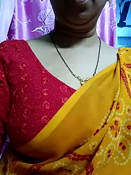 Snapshot of Rosy-B chatting on January 29, 12:22 am Rosy-B online show from January 29, 12:22 am