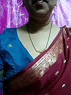 Snapshot of Rosy-B chatting on March 2, 6:30 pm Rosy-B online show from March 2, 6:30 pm