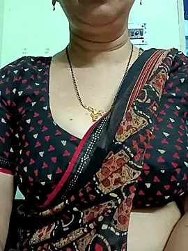 Snapshot of Rosy-B chatting on March 4, 9:54 pm Rosy-B online show from March 4, 9:54 pm