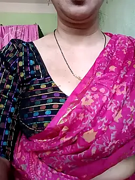 Snapshot of Rosy-B chatting on March 7, 9:51 am Rosy-B online show from March 7, 9:51 am