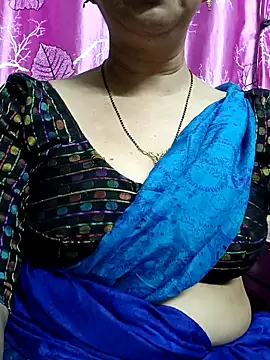 Snapshot of Rosy-B chatting on March 7, 9:48 pm Rosy-B online show from March 7, 9:48 pm