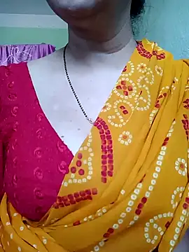 Snapshot of Rosy-B chatting on March 9, 9:57 am Rosy-B online show from March 9, 9:57 am