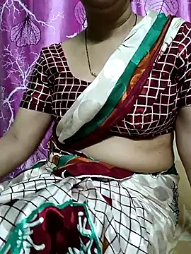 Snapshot of Rosy-B chatting on March 20, 9:46 pm Rosy-B online show from March 20, 9:46 pm