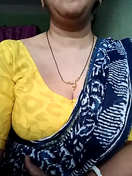 Snapshot of Rosy-B chatting on March 22, 12:39 am Rosy-B online show from March 22, 12:39 am