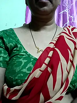 Snapshot of Rosy-B chatting on September 12, 9:26 pm Rosy-B online show from September 12, 9:26 pm