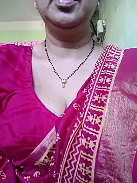 Snapshot of Rosy-B chatting on September 29, 9:58 am Rosy-B online show from September 29, 9:58 am