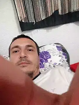 Snapshot of mayk18cm chatting on October 22, 7:46 pm mayk18cm online show from October 22, 7:46 pm