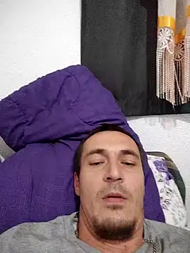 Snapshot of mayk18cm chatting on October 31, 2:51 pm mayk18cm online show from October 31, 2:51 pm