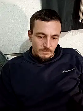 Snapshot of mayk18cm chatting on December 13, 9:53 pm mayk18cm online show from December 13, 9:53 pm