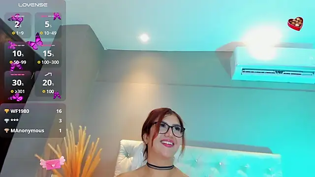 AriaRusso online show from December 17, 12:56 am