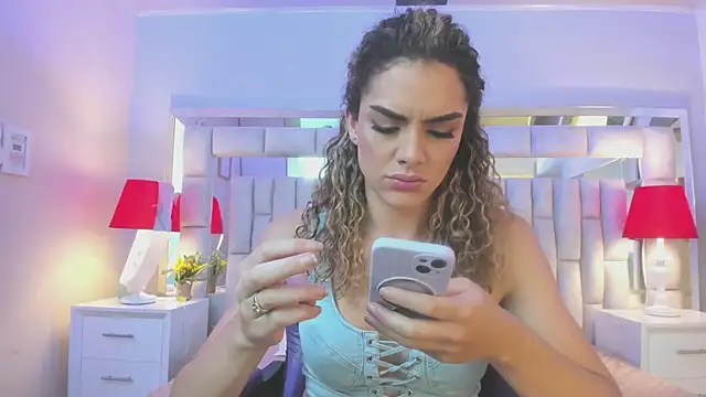 mariiahneedles online show from February 7, 2:15 am