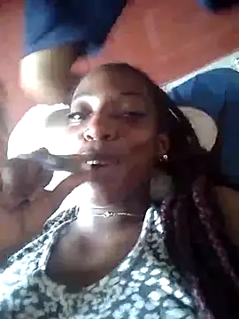 Snapshot of spicycouplex chatting on April 29, 8:04 pm spicycouplex online show from April 29, 8:04 pm