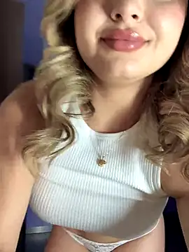 SaraFerreira online show from September 8, 11:26 pm