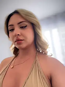 SaraFerreira online show from September 14, 6:40 pm