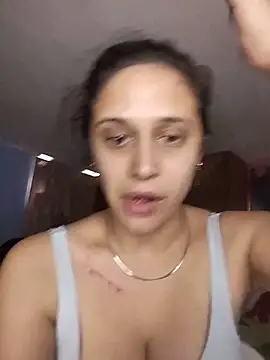Catalinacandela online show from June 17, 7:15 pm