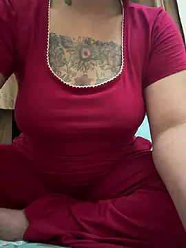 Snapshot of Indian_model9 chatting on May 28, 7:33 pm Indian model9 online show from May 28, 7:33 pm