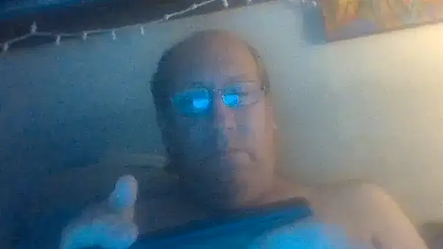 hornyrich69 online show from October 12, 4:33 am