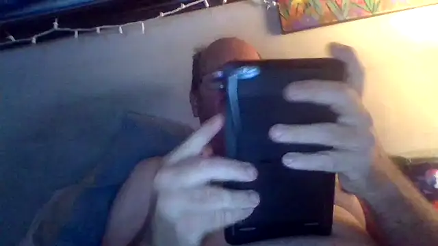 hornyrich69 online show from January 11, 3:22 am