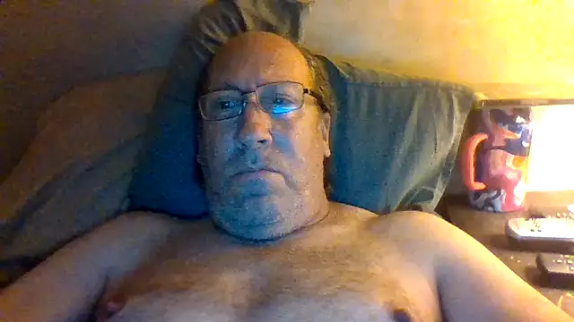 hornyrich69 online show from June 13, 5:49 am