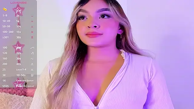 Snapshot of angel_rizzo_ chatting on March 16, 3:04 am angel rizzo online show from March 16, 3:04 am