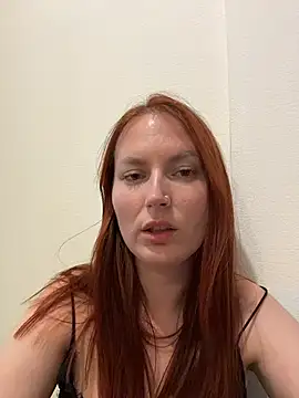 EmmaWarren online show from October 13, 5:57 pm