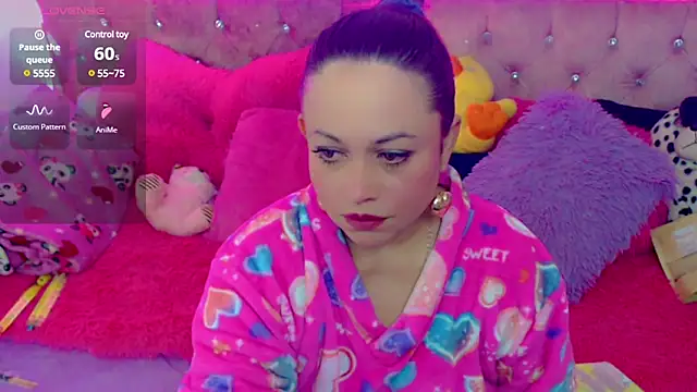 Snapshot of martina_bk chatting on January 25, 2:58 am martina bk online show from January 25, 2:58 am