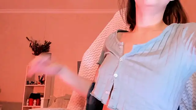 Britney Ross online show from March 7, 2:41 am